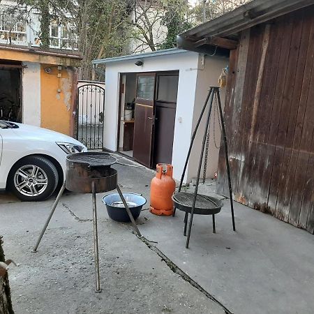 Apartman Kod Kestena Ösek Dış mekan fotoğraf