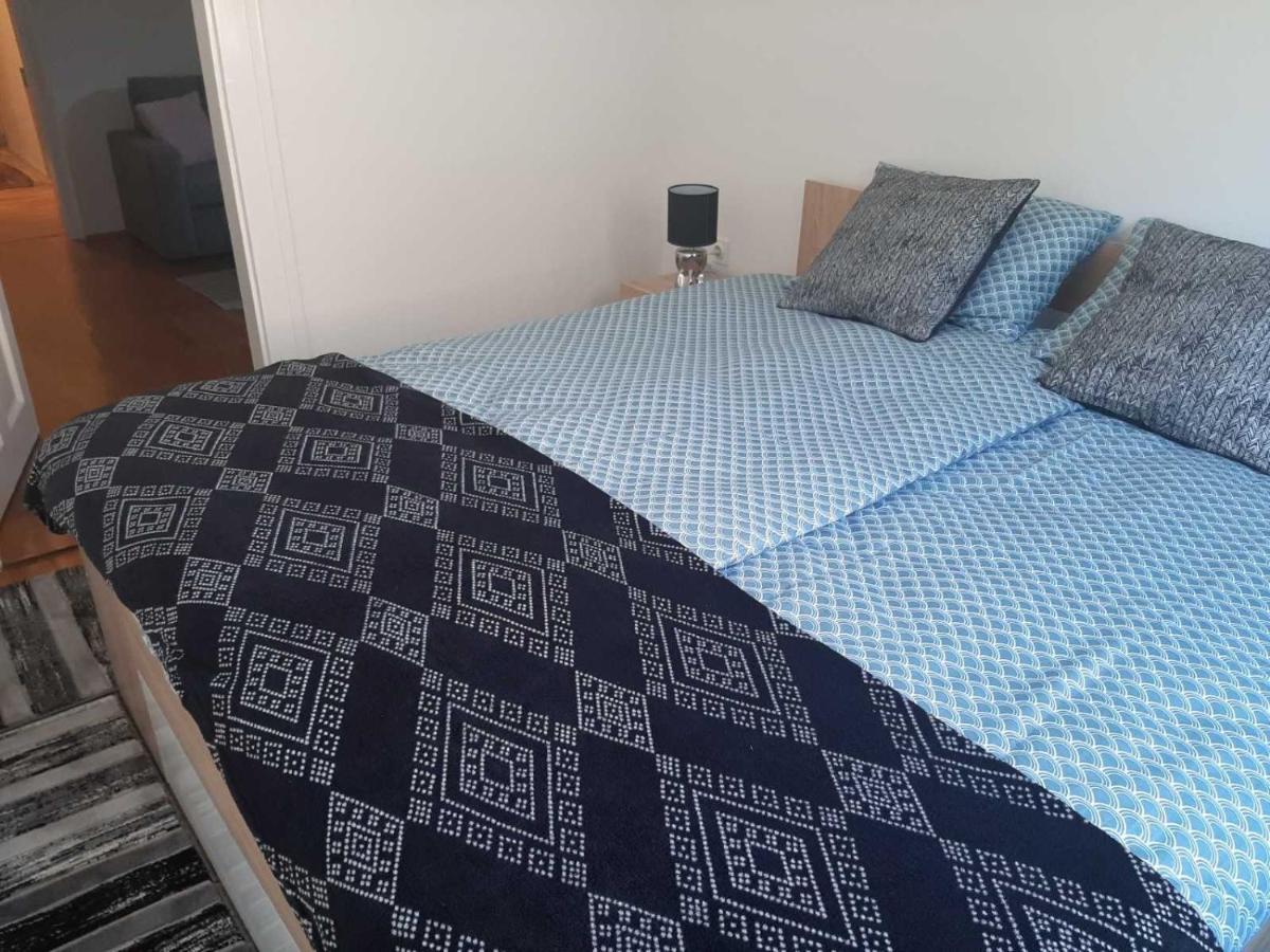 Apartman Kod Kestena Ösek Dış mekan fotoğraf