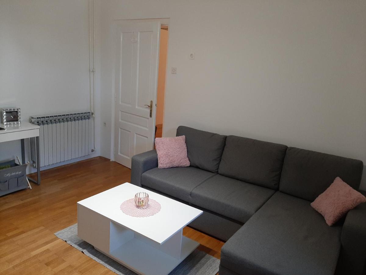 Apartman Kod Kestena Ösek Dış mekan fotoğraf